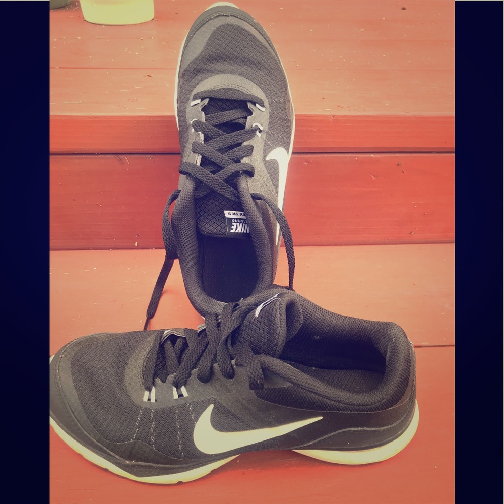 Nike Training Flex . Used in good shape Size 7 W
